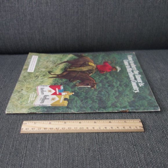 Goal Magazine Buffalo Sabres vs Boston Bruins Program Friday December 26th 1975 - Picture 3 of 14